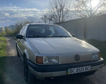 Бежевый Фольксваген Пассат, объемом двигателя 1.8 л и пробегом 279 тыс. км за 1999 $, фото 3 на Automoto.ua