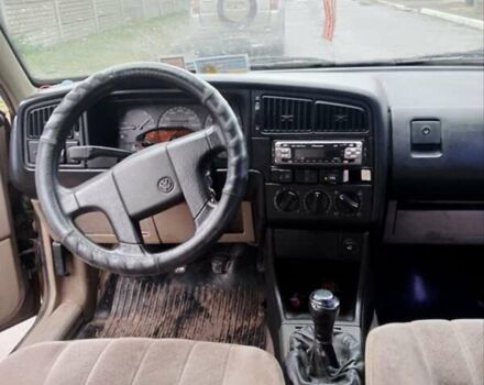 Бежевый Фольксваген Пассат, объемом двигателя 1.78 л и пробегом 300 тыс. км за 1100 $, фото 8 на Automoto.ua