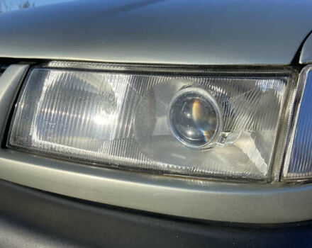 Бежевый Фольксваген Пассат, объемом двигателя 1.8 л и пробегом 298 тыс. км за 2500 $, фото 11 на Automoto.ua