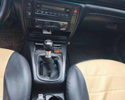 Бежевый Фольксваген Пассат, объемом двигателя 1.8 л и пробегом 320 тыс. км за 4500 $, фото 5 на Automoto.ua