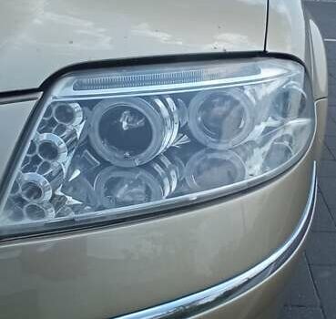 Бежевый Фольксваген Пассат, объемом двигателя 1.6 л и пробегом 300 тыс. км за 5000 $, фото 15 на Automoto.ua