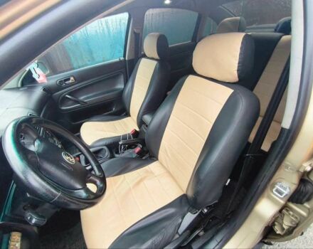 Бежевый Фольксваген Пассат, объемом двигателя 1.8 л и пробегом 320 тыс. км за 4500 $, фото 6 на Automoto.ua