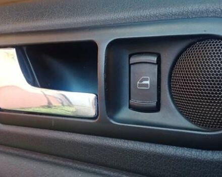 Бежевый Фольксваген Пассат, объемом двигателя 1.6 л и пробегом 300 тыс. км за 5000 $, фото 1 на Automoto.ua