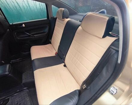 Бежевый Фольксваген Пассат, объемом двигателя 1.8 л и пробегом 320 тыс. км за 4500 $, фото 4 на Automoto.ua