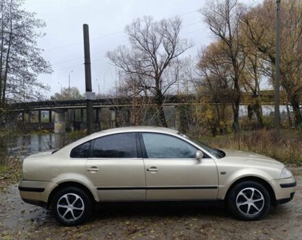 Бежевый Фольксваген Пассат, объемом двигателя 1.9 л и пробегом 270 тыс. км за 2200 $, фото 3 на Automoto.ua