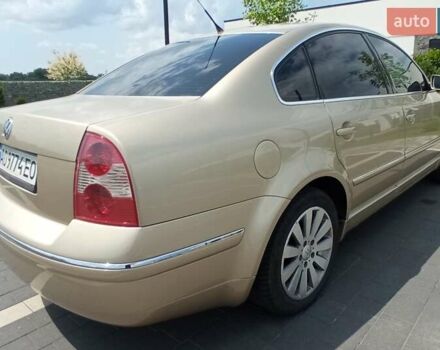 Бежевый Фольксваген Пассат, объемом двигателя 1.6 л и пробегом 300 тыс. км за 5000 $, фото 12 на Automoto.ua
