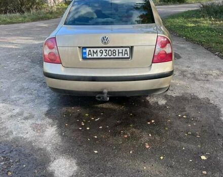 Бежевый Фольксваген Пассат, объемом двигателя 1.78 л и пробегом 380 тыс. км за 4200 $, фото 10 на Automoto.ua