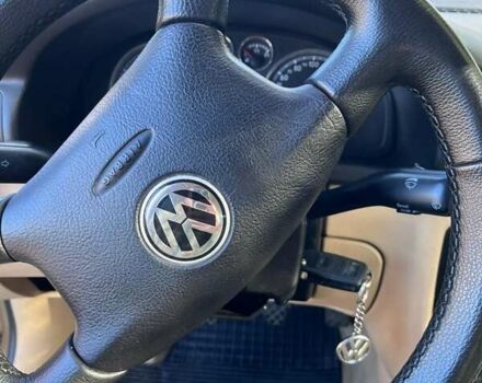 Бежевый Фольксваген Пассат, объемом двигателя 1.78 л и пробегом 380 тыс. км за 4200 $, фото 2 на Automoto.ua