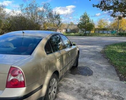 Бежевый Фольксваген Пассат, объемом двигателя 1.78 л и пробегом 380 тыс. км за 4200 $, фото 9 на Automoto.ua