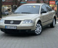 Бежевий Фольксваген Пассат, об'ємом двигуна 1.8 л та пробігом 300 тис. км за 3550 $, фото 1 на Automoto.ua