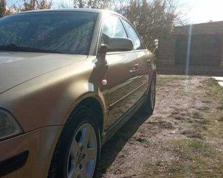 Бежевий Фольксваген Пассат, об'ємом двигуна 1.9 л та пробігом 300 тис. км за 2400 $, фото 6 на Automoto.ua