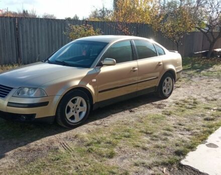 Бежевий Фольксваген Пассат, об'ємом двигуна 1.9 л та пробігом 300 тис. км за 2400 $, фото 1 на Automoto.ua