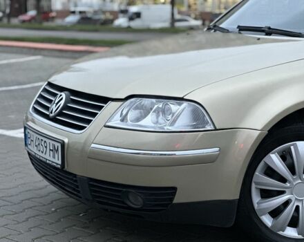 Бежевый Фольксваген Пассат, объемом двигателя 1.8 л и пробегом 300 тыс. км за 3550 $, фото 1 на Automoto.ua
