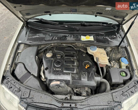 Бежевий Фольксваген Пассат, об'ємом двигуна 1.9 л та пробігом 300 тис. км за 5650 $, фото 11 на Automoto.ua