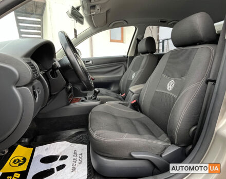 Бежевий Фольксваген Пассат, об'ємом двигуна 2 л та пробігом 182 тис. км за 6000 $, фото 14 на Automoto.ua