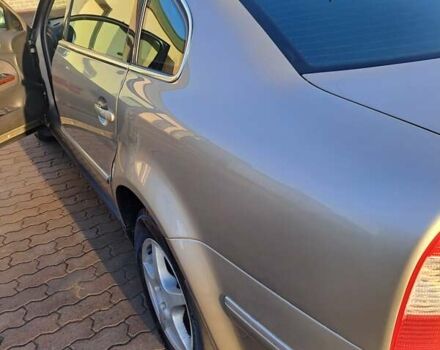 Бежевий Фольксваген Пассат, об'ємом двигуна 2 л та пробігом 180 тис. км за 6700 $, фото 5 на Automoto.ua