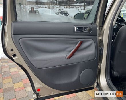 Бежевий Фольксваген Пассат, об'ємом двигуна 2 л та пробігом 182 тис. км за 6000 $, фото 15 на Automoto.ua