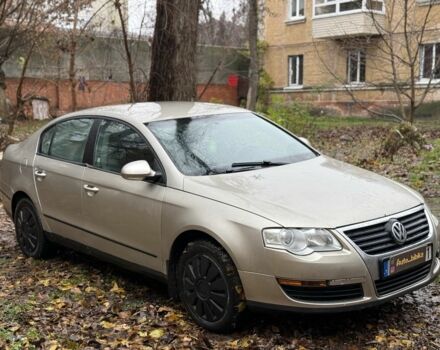 Бежевый Фольксваген Пассат, объемом двигателя 2 л и пробегом 300 тыс. км за 2199 $, фото 1 на Automoto.ua