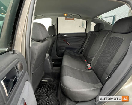 Бежевий Фольксваген Пассат, об'ємом двигуна 2 л та пробігом 182 тис. км за 6000 $, фото 16 на Automoto.ua