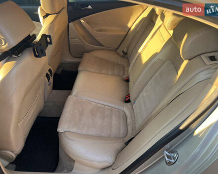 Бежевый Фольксваген Пассат, объемом двигателя 2 л и пробегом 202 тыс. км за 7100 $, фото 7 на Automoto.ua