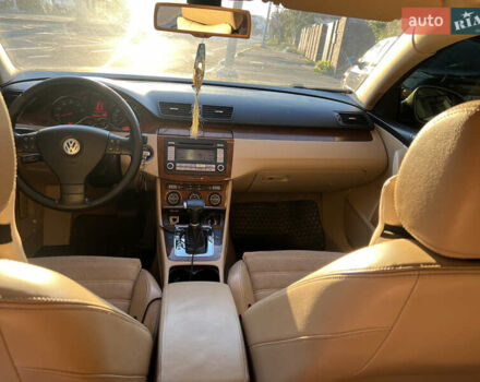 Бежевый Фольксваген Пассат, объемом двигателя 2 л и пробегом 202 тыс. км за 7100 $, фото 6 на Automoto.ua