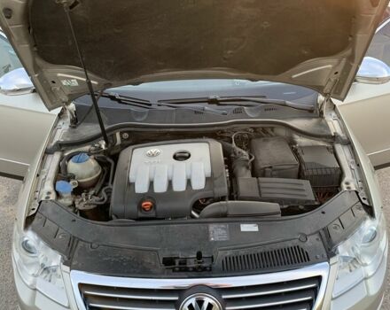 Бежевый Фольксваген Пассат, объемом двигателя 2 л и пробегом 275 тыс. км за 8000 $, фото 14 на Automoto.ua