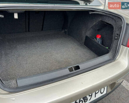 Бежевый Фольксваген Пассат, объемом двигателя 2 л и пробегом 290 тыс. км за 6900 $, фото 46 на Automoto.ua