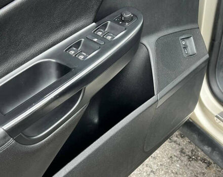 Бежевый Фольксваген Пассат, объемом двигателя 2 л и пробегом 290 тыс. км за 6900 $, фото 28 на Automoto.ua