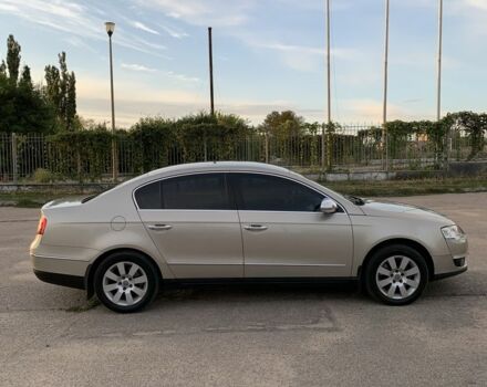 Бежевый Фольксваген Пассат, объемом двигателя 2 л и пробегом 275 тыс. км за 8000 $, фото 3 на Automoto.ua
