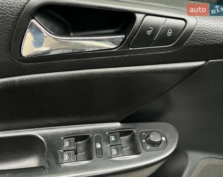 Бежевий Фольксваген Пассат, об'ємом двигуна 1.97 л та пробігом 331 тис. км за 6590 $, фото 15 на Automoto.ua