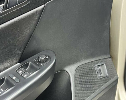 Бежевый Фольксваген Пассат, объемом двигателя 2 л и пробегом 290 тыс. км за 6900 $, фото 29 на Automoto.ua