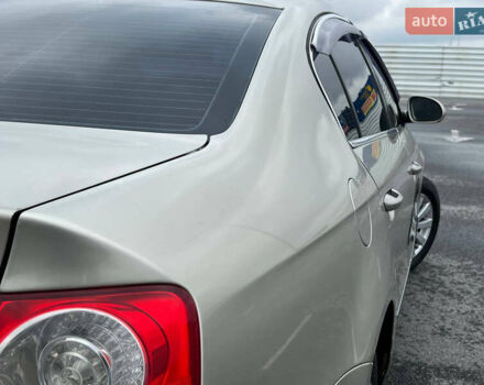 Бежевый Фольксваген Пассат, объемом двигателя 2 л и пробегом 290 тыс. км за 6900 $, фото 9 на Automoto.ua