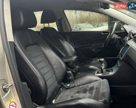 Бежевий Фольксваген Пассат, об'ємом двигуна 1.97 л та пробігом 331 тис. км за 6590 $, фото 10 на Automoto.ua