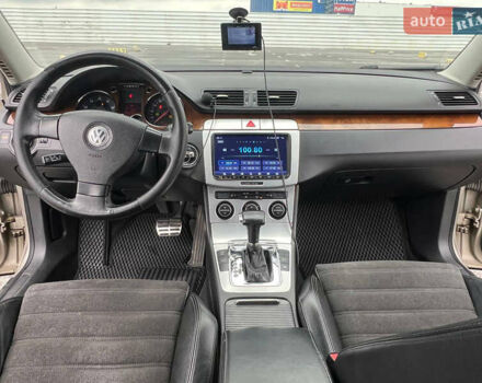 Бежевый Фольксваген Пассат, объемом двигателя 2 л и пробегом 290 тыс. км за 6900 $, фото 17 на Automoto.ua