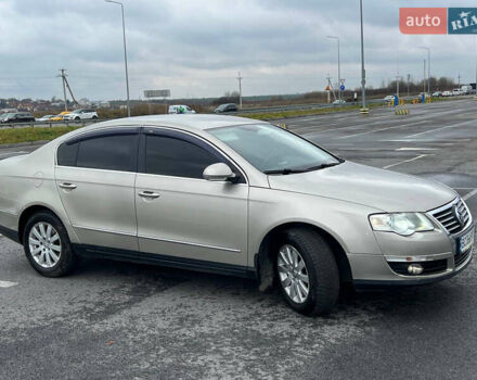 Бежевый Фольксваген Пассат, объемом двигателя 2 л и пробегом 290 тыс. км за 6900 $, фото 14 на Automoto.ua