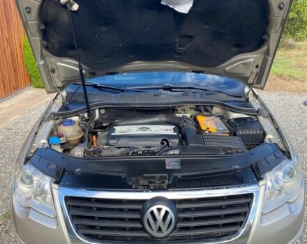 Бежевый Фольксваген Пассат, объемом двигателя 1.8 л и пробегом 250 тыс. км за 5200 $, фото 7 на Automoto.ua