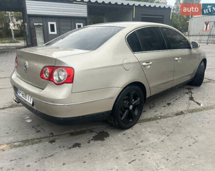 Бежевий Фольксваген Пассат, об'ємом двигуна 1.8 л та пробігом 290 тис. км за 5500 $, фото 5 на Automoto.ua