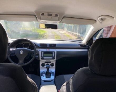 Бежевый Фольксваген Пассат, объемом двигателя 1.8 л и пробегом 250 тыс. км за 5200 $, фото 4 на Automoto.ua