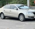 Бежевий Фольксваген Пассат, об'ємом двигуна 2 л та пробігом 209 тис. км за 7850 $, фото 1 на Automoto.ua