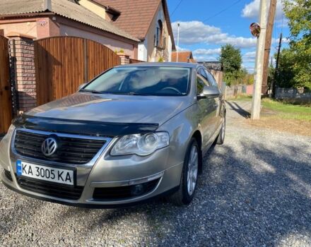 Бежевый Фольксваген Пассат, объемом двигателя 1.8 л и пробегом 250 тыс. км за 5200 $, фото 1 на Automoto.ua