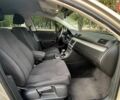 Бежевий Фольксваген Пассат, об'ємом двигуна 2 л та пробігом 209 тис. км за 7850 $, фото 14 на Automoto.ua