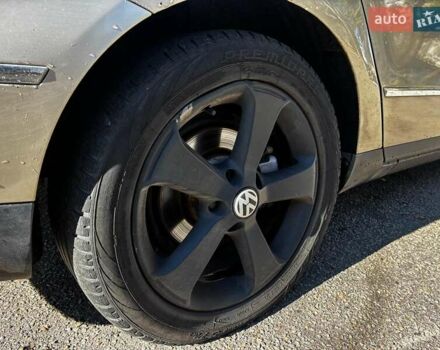 Бежевий Фольксваген Пассат, об'ємом двигуна 1.8 л та пробігом 290 тис. км за 5990 $, фото 9 на Automoto.ua