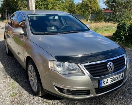 Бежевый Фольксваген Пассат, объемом двигателя 1.8 л и пробегом 250 тыс. км за 5200 $, фото 2 на Automoto.ua