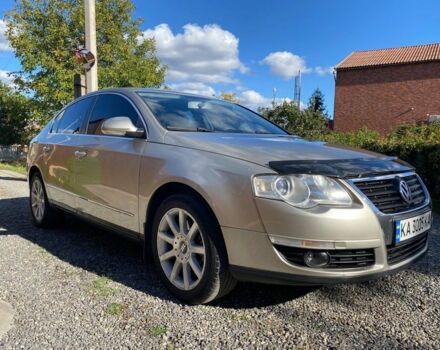 Бежевый Фольксваген Пассат, объемом двигателя 1.8 л и пробегом 250 тыс. км за 5200 $, фото 3 на Automoto.ua