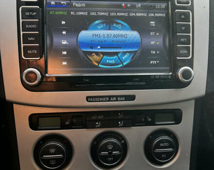 Бежевый Фольксваген Пассат, объемом двигателя 1.8 л и пробегом 254 тыс. км за 5200 $, фото 12 на Automoto.ua