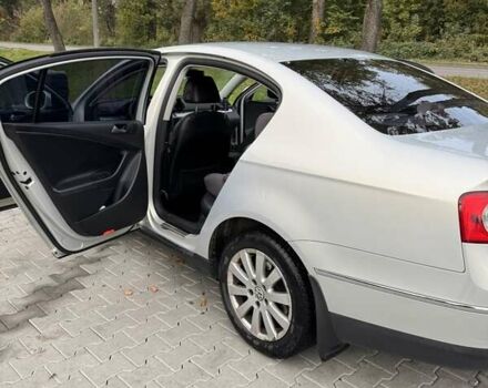 Бежевый Фольксваген Пассат, объемом двигателя 1.97 л и пробегом 260 тыс. км за 10200 $, фото 12 на Automoto.ua