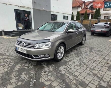 Бежевый Фольксваген Пассат, объемом двигателя 2 л и пробегом 321 тыс. км за 9800 $, фото 7 на Automoto.ua