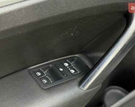 Фольксваген Пассат 2012 в Белой Церкве на Automoto.ua Бежевый Фольксваген Пассат, объемом двигателя 2.5 л и пробегом 210 тыс. км за 9850 $, фото 30 на Automoto.ua