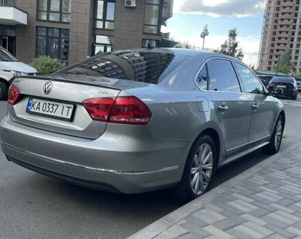 Бежевий Фольксваген Пассат, об'ємом двигуна 2.5 л та пробігом 233 тис. км за 11800 $, фото 8 на Automoto.ua