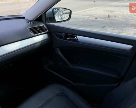 Фольксваген Пассат 2012 в Белой Церкве на Automoto.ua Бежевый Фольксваген Пассат, объемом двигателя 2.5 л и пробегом 210 тыс. км за 9850 $, фото 22 на Automoto.ua